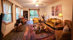 Ridge Retreat at Hearthstone Cabins and Camping - Pet Friendly